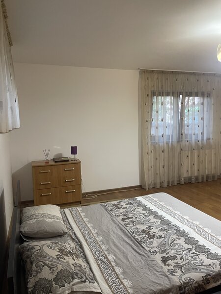 Prelungirea Ghencea, Margelelor, Ap.2 Camere Plus Curte