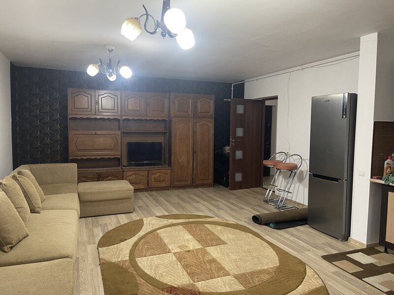 Prelungirea Ghencea, Margelelor, Ap.2 Camere Plus Curte